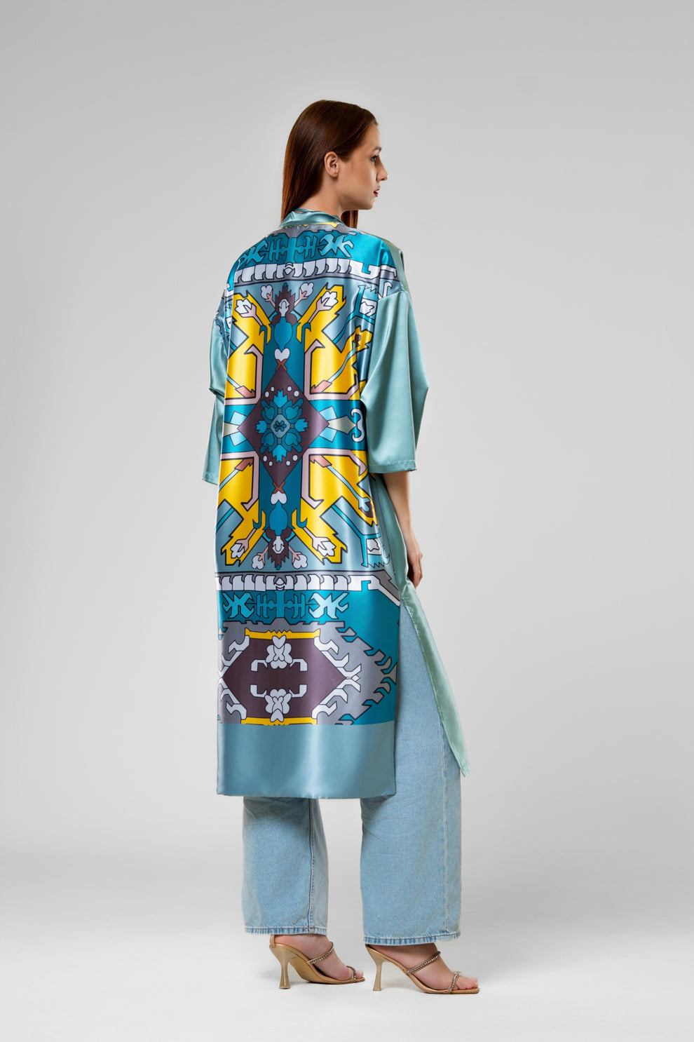 DREAMER`S KIMONO IN YELLOW-GREEN